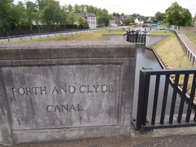Stone sign with inscription 'Forth and Clyde canal'